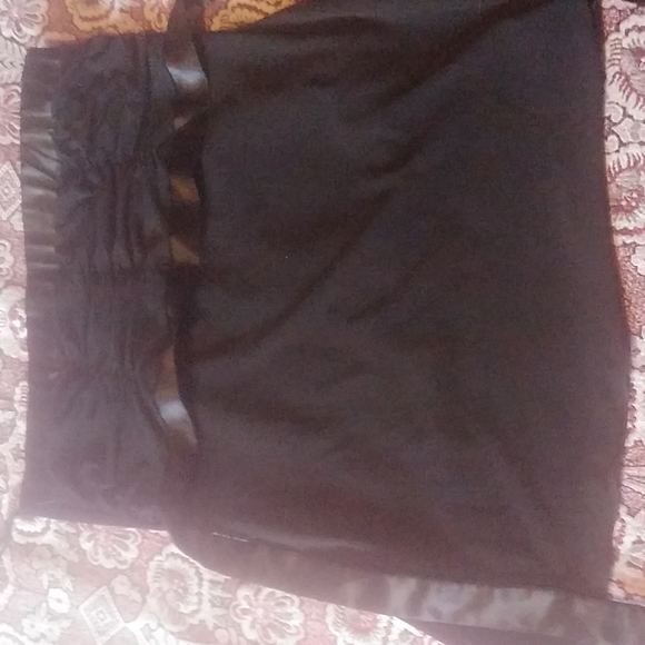 Black with silk ribbon no sleeve top - Picture 1 of 3